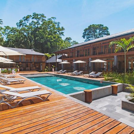 S Boutique Hotel بوكاس تاون المظهر الخارجي الصورة