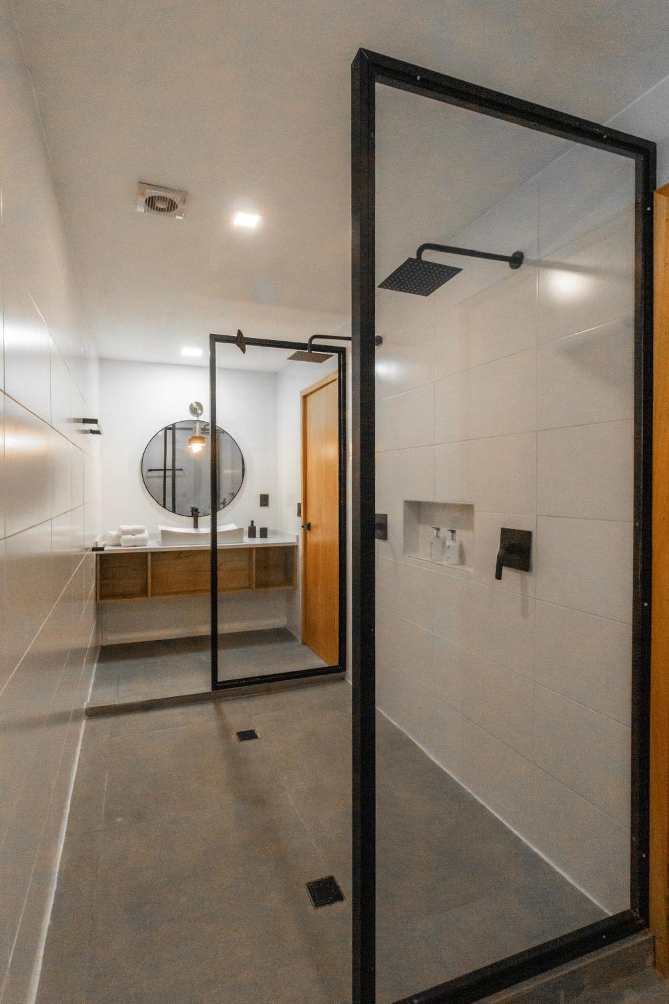 S Boutique Hotel بوكاس تاون المظهر الخارجي الصورة