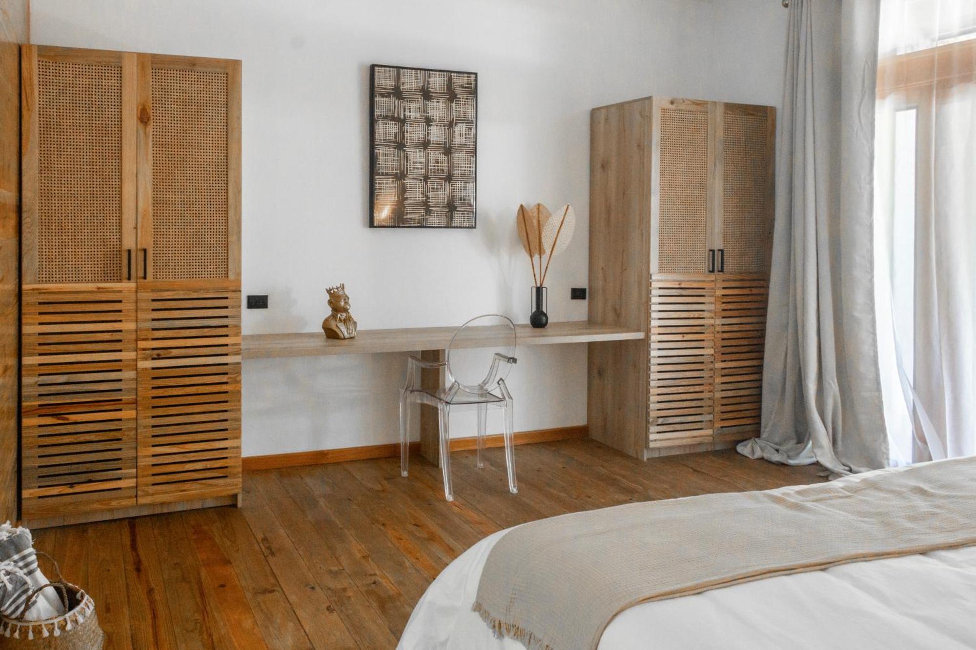 S Boutique Hotel بوكاس تاون المظهر الخارجي الصورة